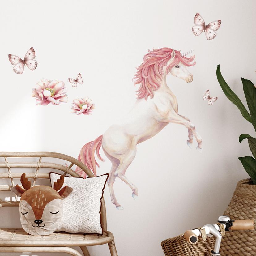 Adesivo murale favoloso unicorno con coda rosa Kikki Belle (7 pezzi)