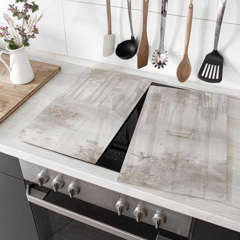 Afdekplaat voor fornuis Forest by the lake in mist in beige - Ms Tiff