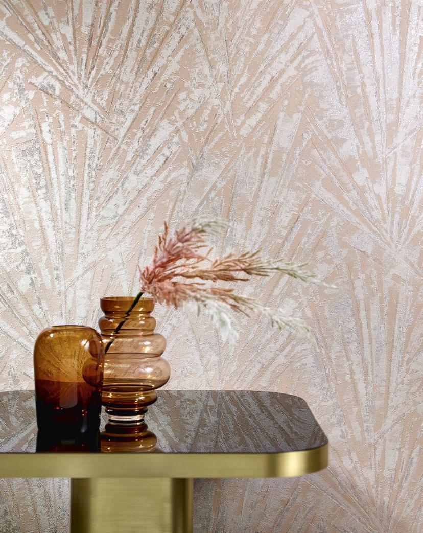 Papel pintado no tejido con brillo y aspecto abanico beige, textura roja