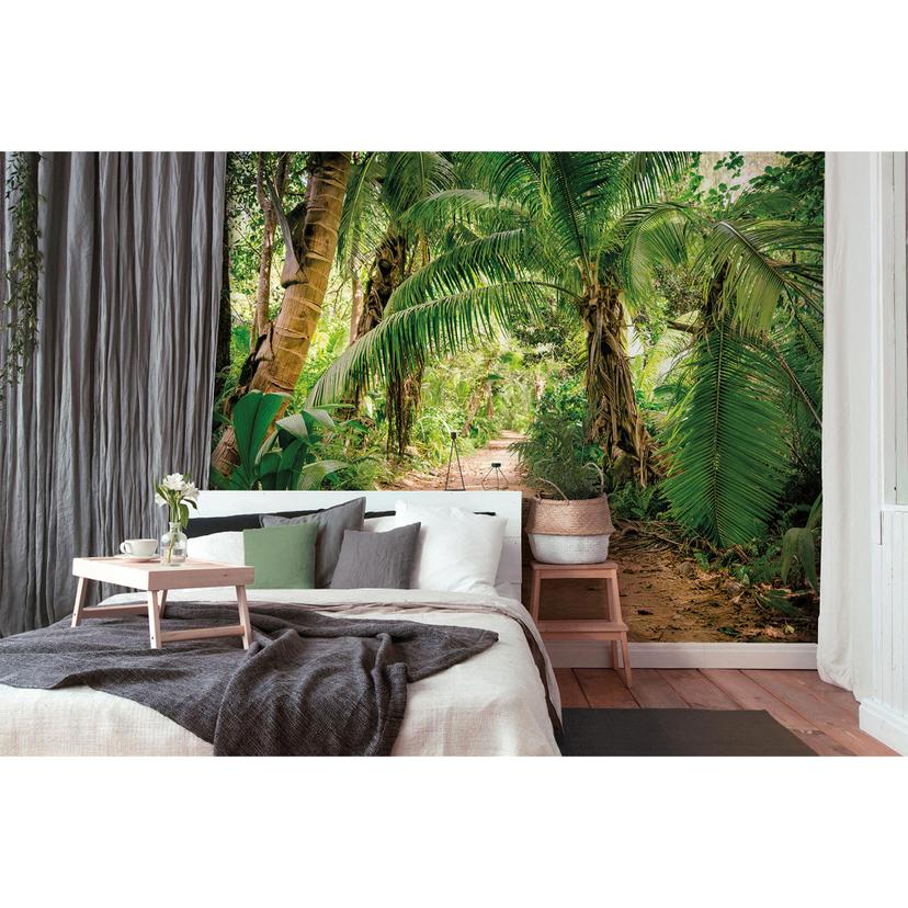 Vægmaleri Designwalls i grønt og brunt non-woven tapet Palm Walk regnskov natur