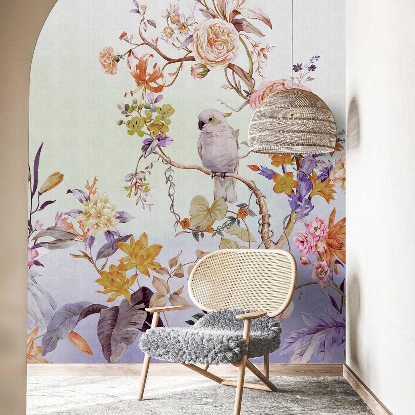 Blomstertapet med fuglemotiv - delikat non-woven tapet i akvarel-stil