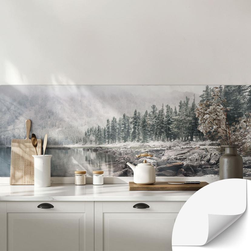Salpicadero de cocina autoadhesivo Bosque invernal junto al lago - Rostovskiy
