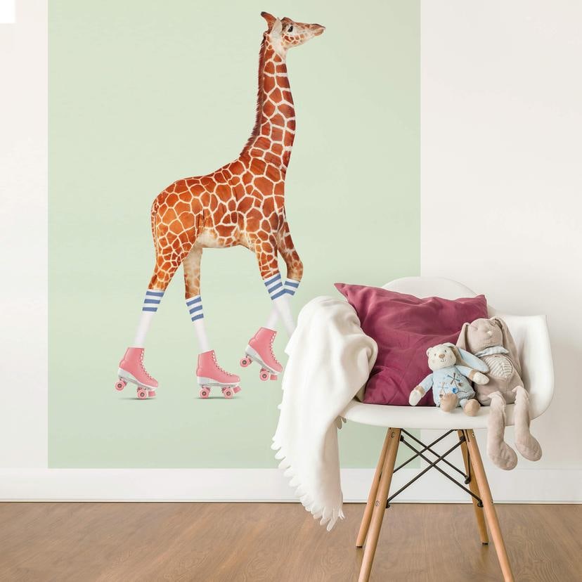 Fototapet - Loose - Rollerskating Giraffe