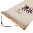 Obraz tkaniny w kwiaty w stylu retro - Frida Floral Studio