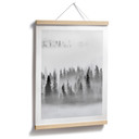 Plakat las w chmurach w czerni i bieli - Xu