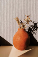 Grafisk tapet, non-woven tapet Flora grå, beige