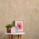 Shabby chic fleecetapet i creme med vintage patina - charmerende tapet