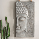 Buddha Wandskulptur - Asiatische Wanddeko aus Kunststein mit Seil - 41x78 cm