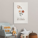 Leinwandbild mit Gießkanne und Blumen - Affirmation 'Fehler helfen mir zu lernen'
