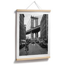 Plakat Bolton - Stylowy na Manhattanie z kultowym Mostem Brooklińskim