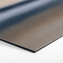 Hexagon Wandbild Rotko Ash - Abstrakter Horizont - Sir Edward x Grigory Gladarev - Alu-Dibond