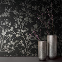 Blomstertapet, non-woven Novamur Yvi sort, sølv