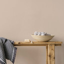 Pintura interior beige seda mate I Chalky Chickpeas | Espacios abiertos y tranquilos | THE COLOR KIT