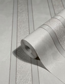Stribet non-woven tapet Novamur Yvi grå