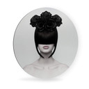 Tableau en Alu-Dibond Nemcekova - Black Widow - Rond