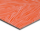 Billede af kvinde med orange tæppe - Müller – print på aluminium (Alu-Dibond)