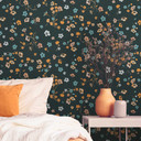 Blomstertapet sort gul - naturlig tapetdesigner - fleece tapet blomster