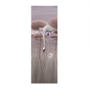 Textielposter lotusbloemen met zwaan in water in donkerroze - Ms Tiff - Panorama