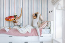 Børnetapet, non-woven tapet med illustration Kids Walls hvid, grå, pink