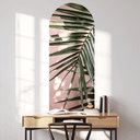 Wallsticker rundbuevægpanel palmeblad foran lyserød væg - Böhmer - smal