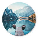 Glasbillede - Gangbro i træ ved Pragsøen i Dolomitterne