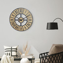 MDF-landhusvægur i trælook med romertal Ø50 cm wallsticker