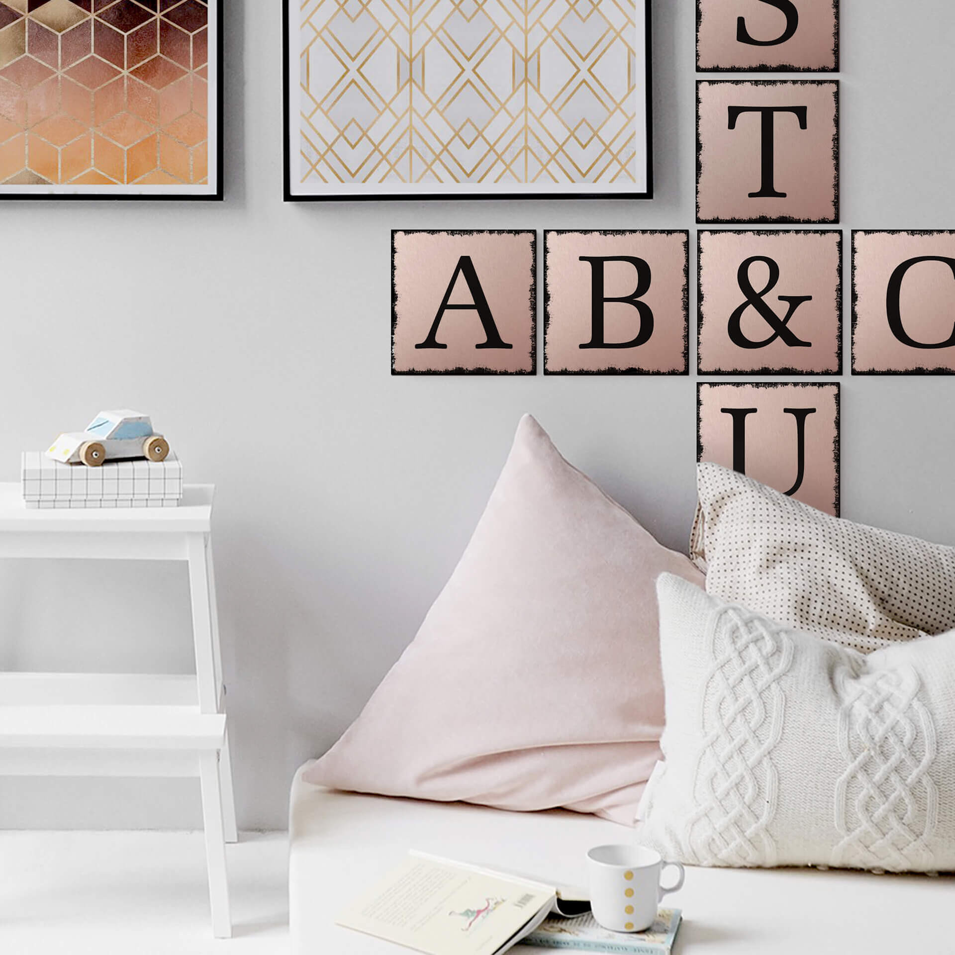 Aluminium Dibond z efektem miedzi - Kamienie z literami - Shabby