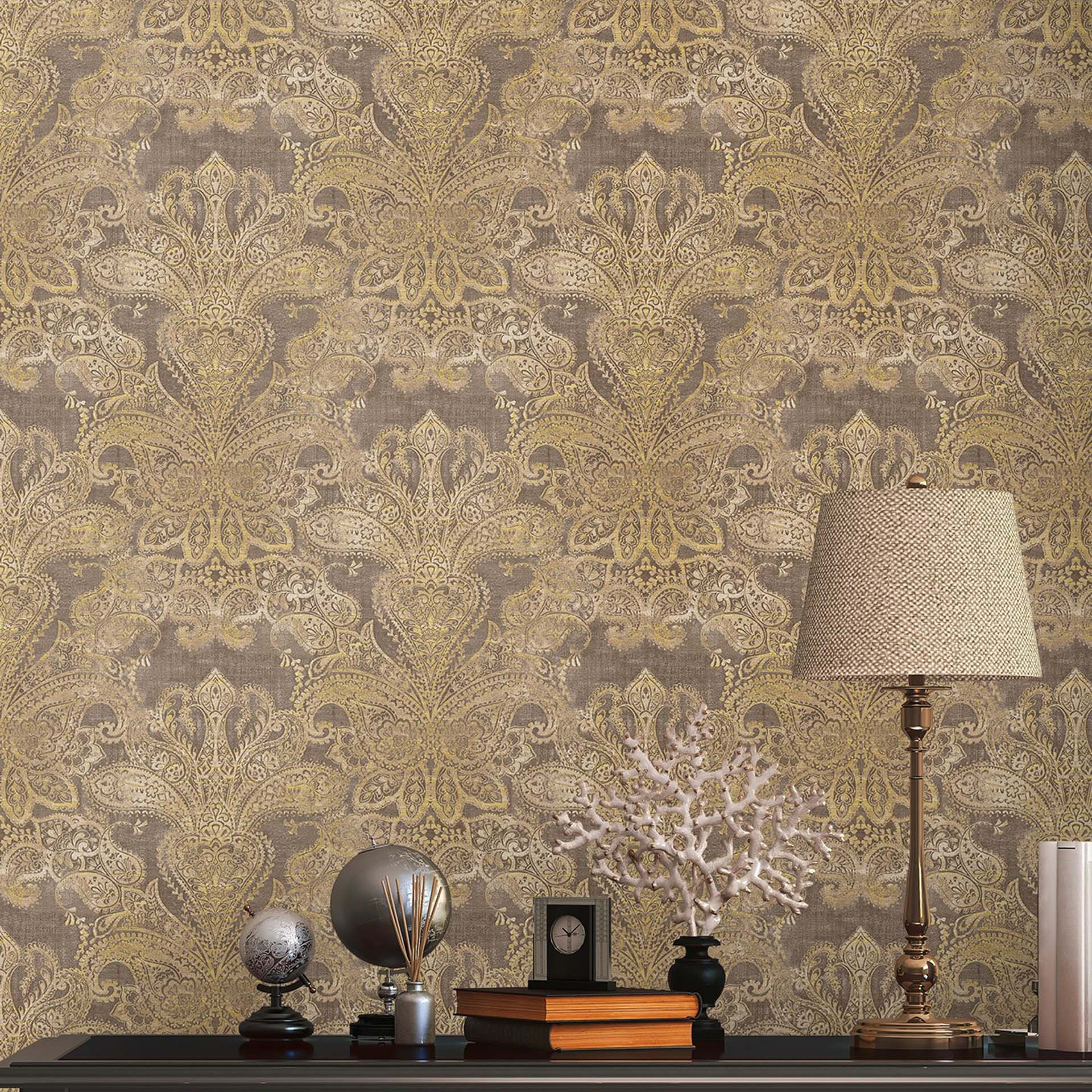 Vintage barok vliesbehang bruin, beige, geel - behang vlies met ornamenten