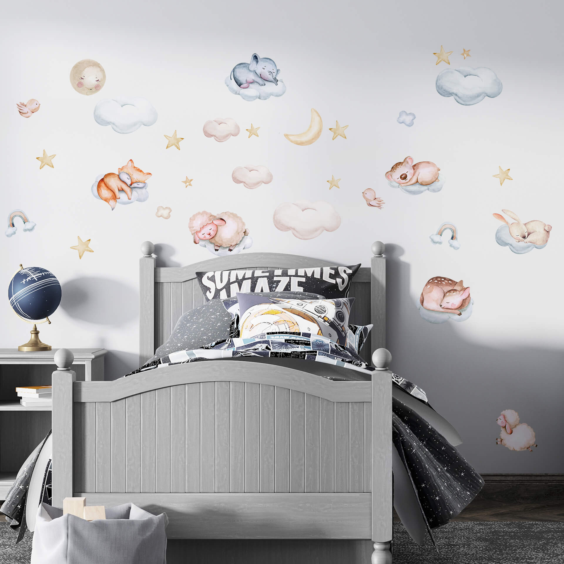 Kinderzimmer Wandtattoo Auf Wolken schlafende Tiere mit Mond und Sternen (31-teilig) - Kvilis