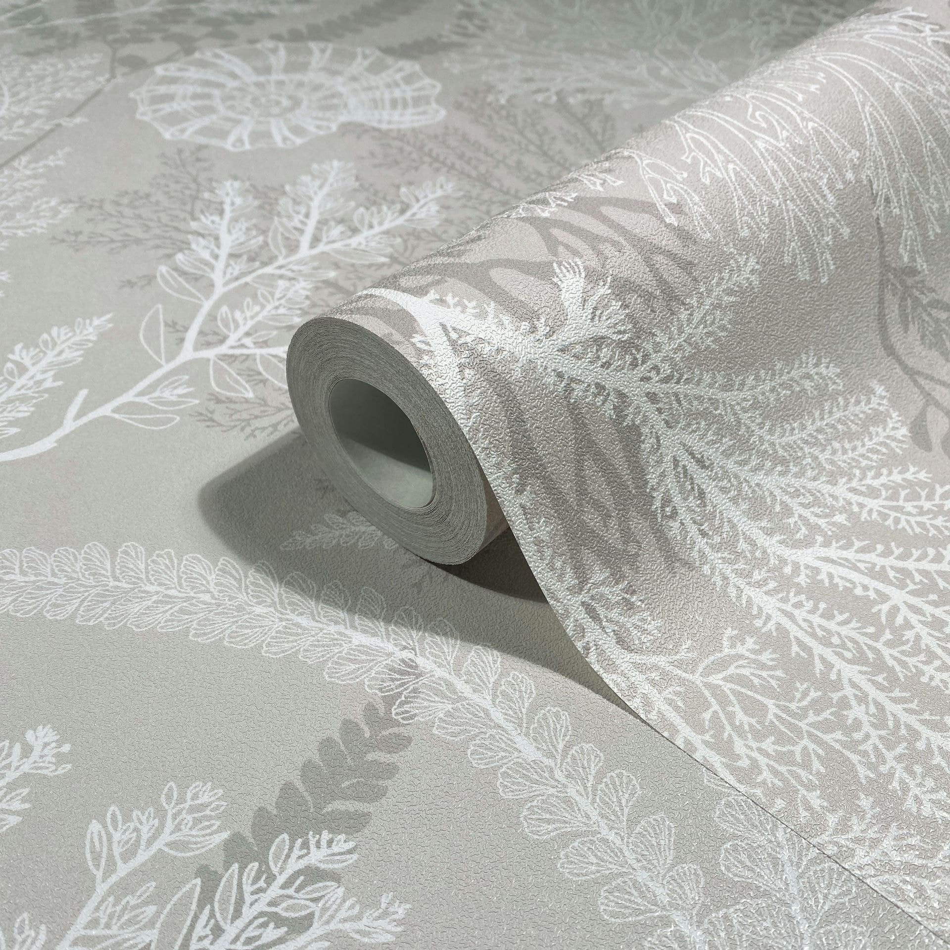 Vliesbehang in wit, beige schelpen onderwater grafische natuur