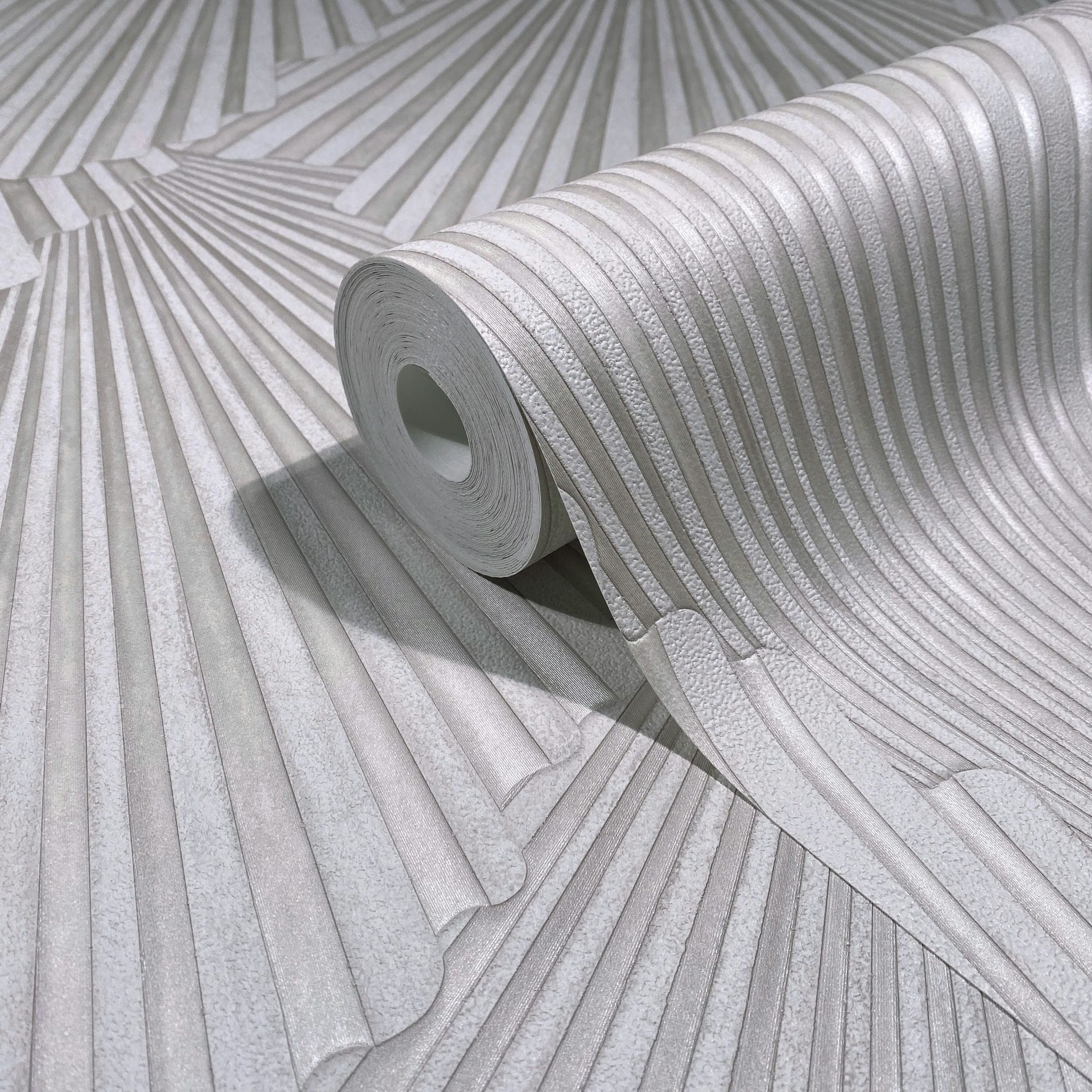 Vliesbehang 3D look, strepen grafisch geometrisch in beige - Papis Loveday