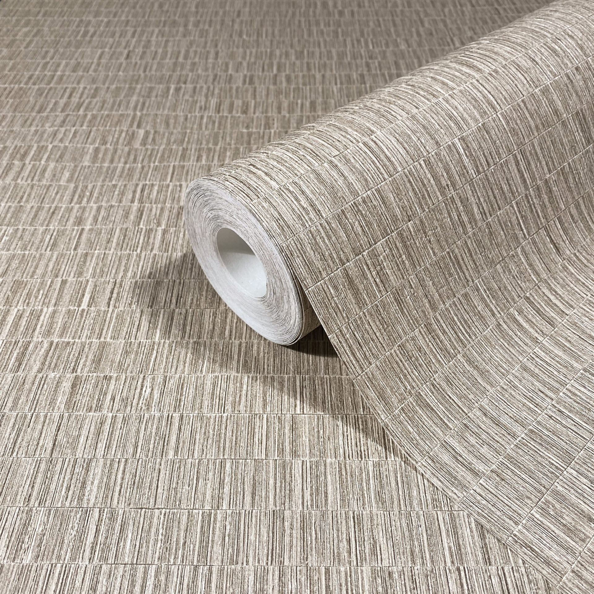 vliesbehang in structuur tegelmotief beige, bruin textiellook
