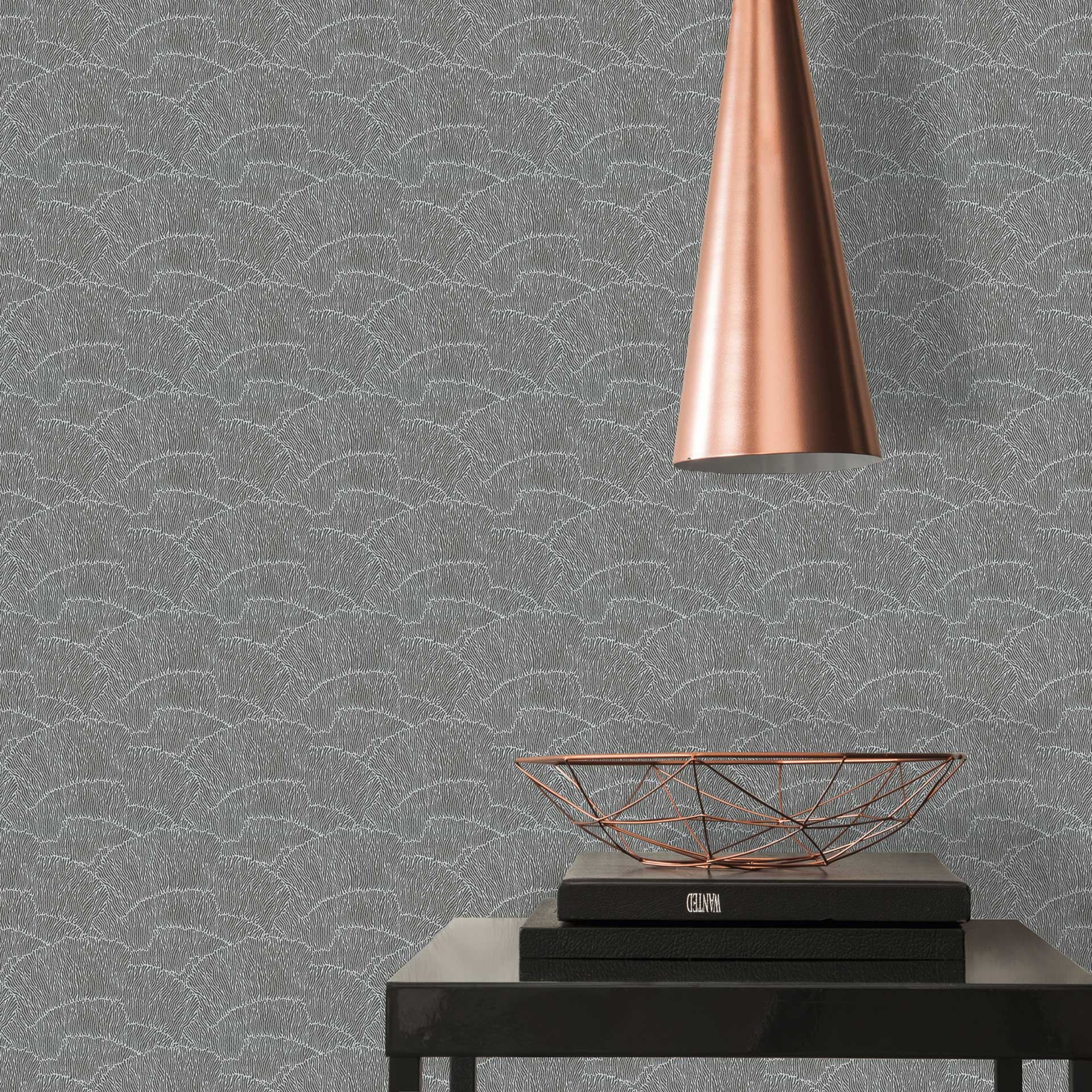behangpapier met grafisch golfpatroon zwart zilver - vliesbehang metallic effect