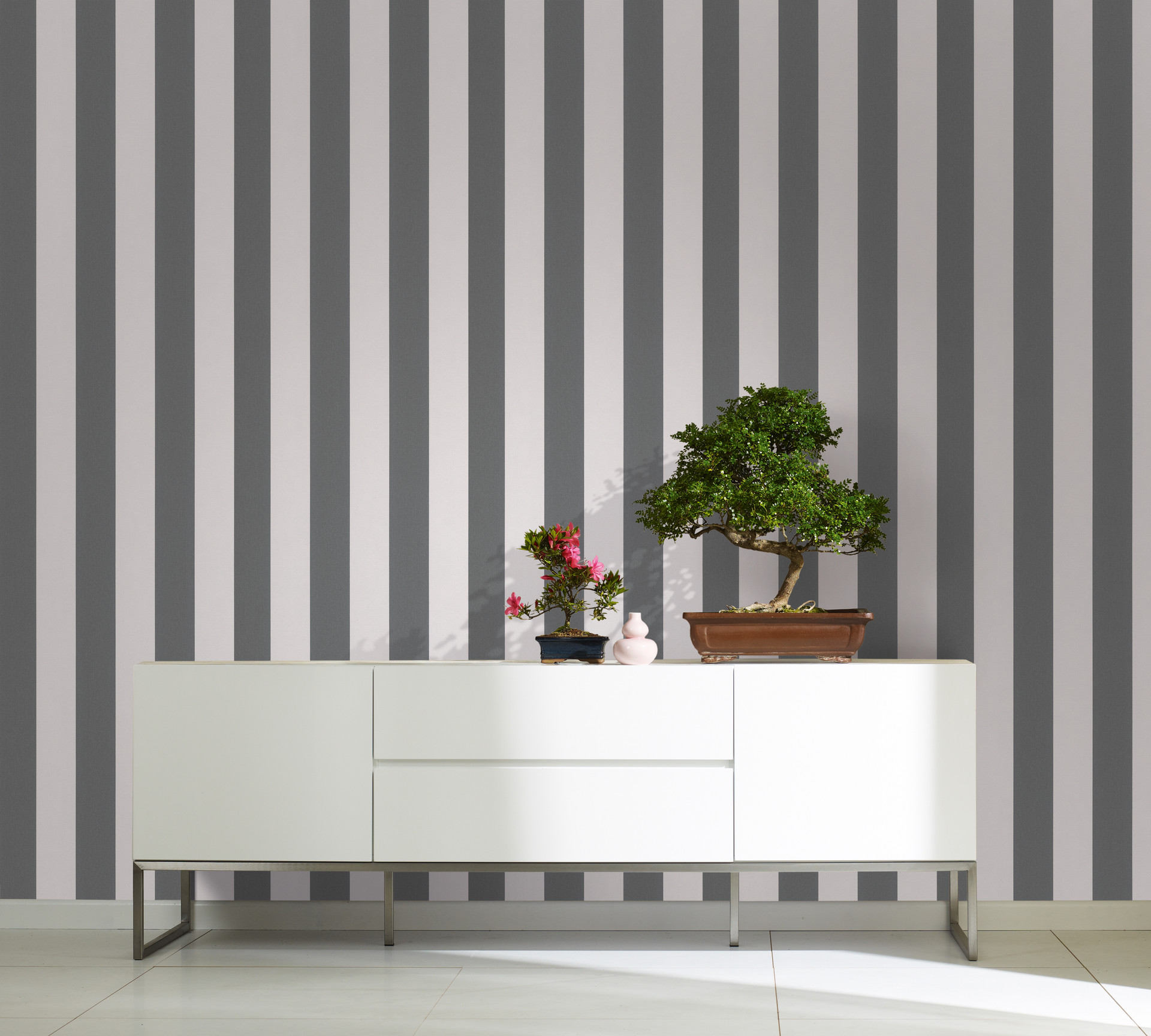 Gestreept behang vliesbehang Novamur Yvi wit antraciet