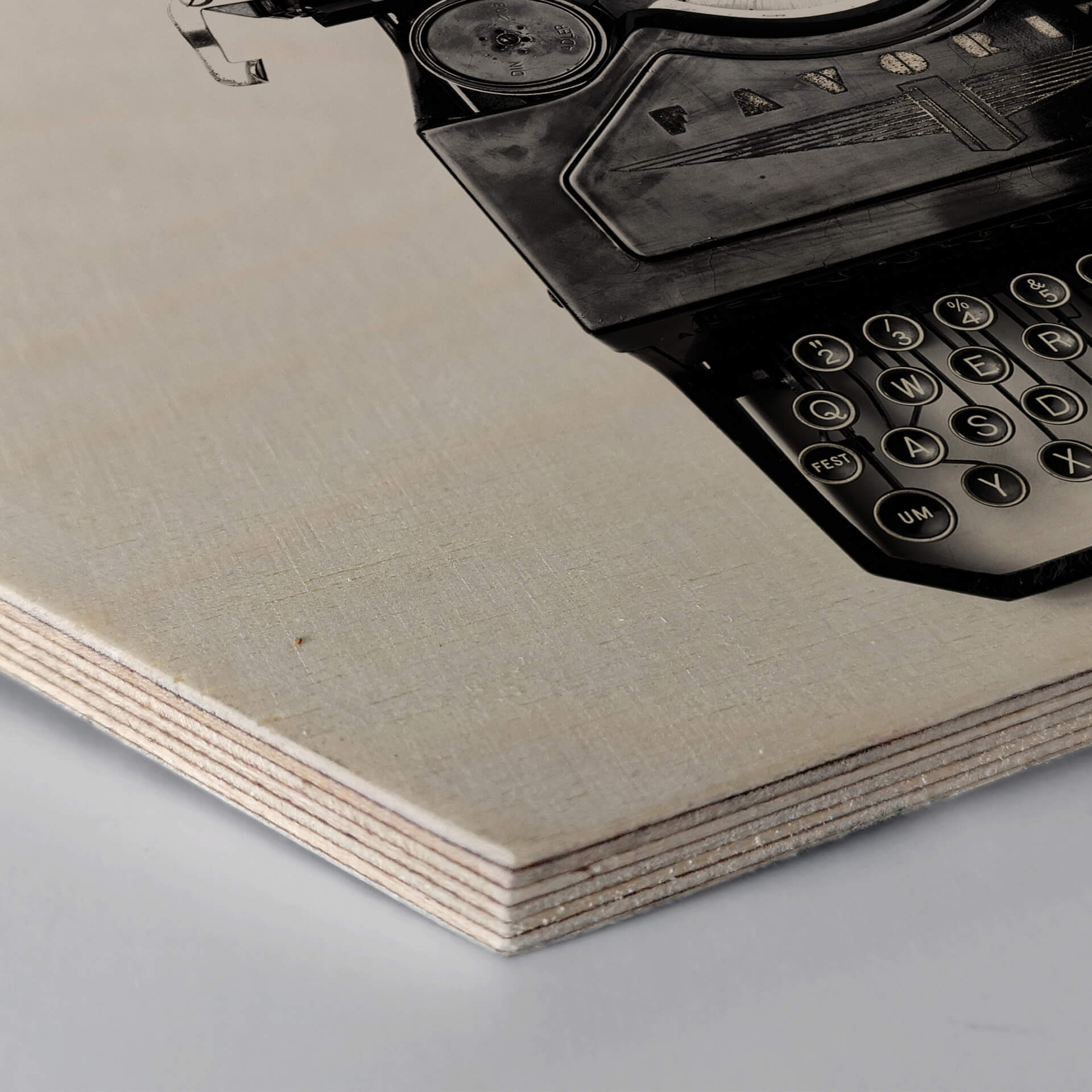 Esagoni in legno – Macchina da scrivere