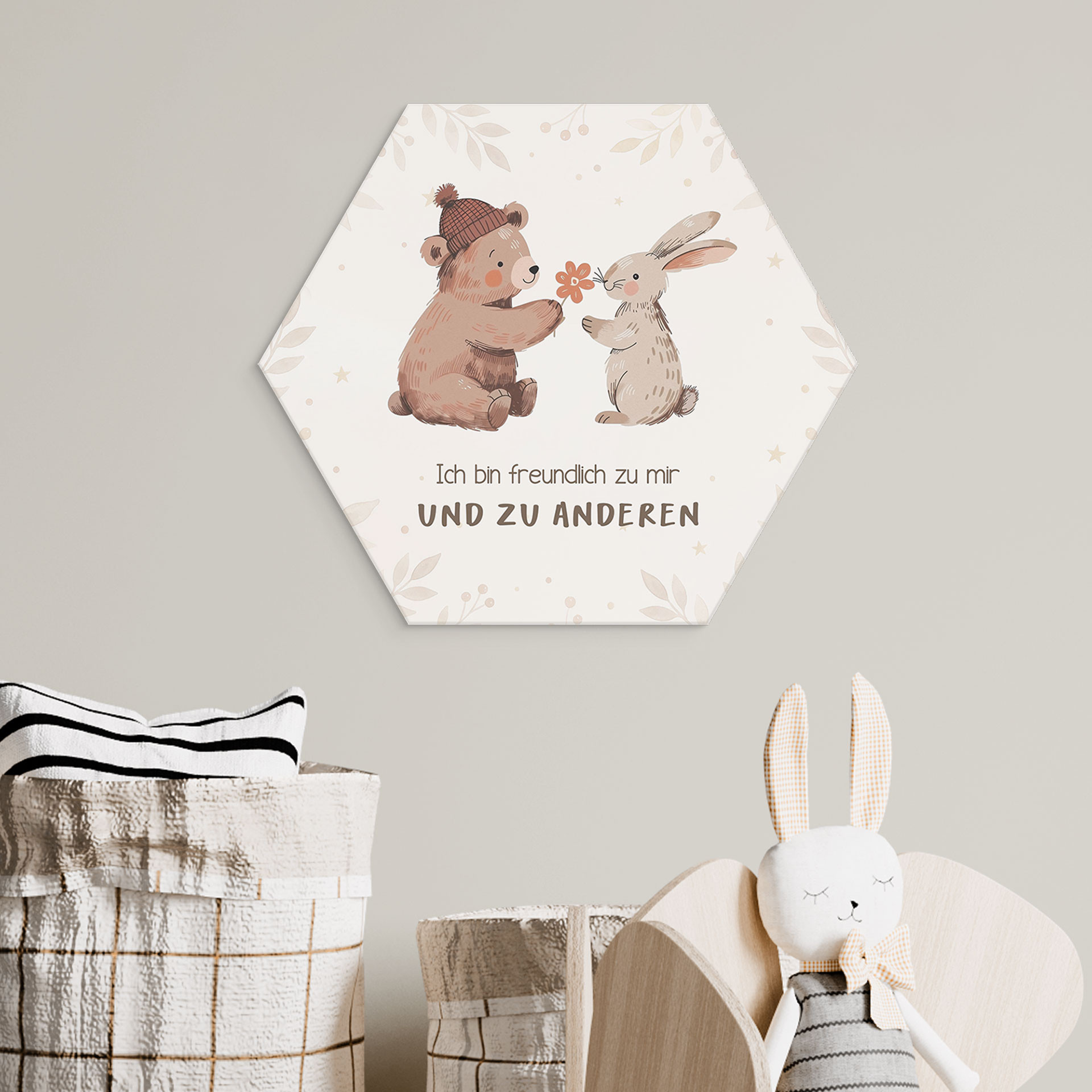 Alu-Dibond Hexagon mit Bär und Hase - Kraftsatz 'Ich bin freundlich'