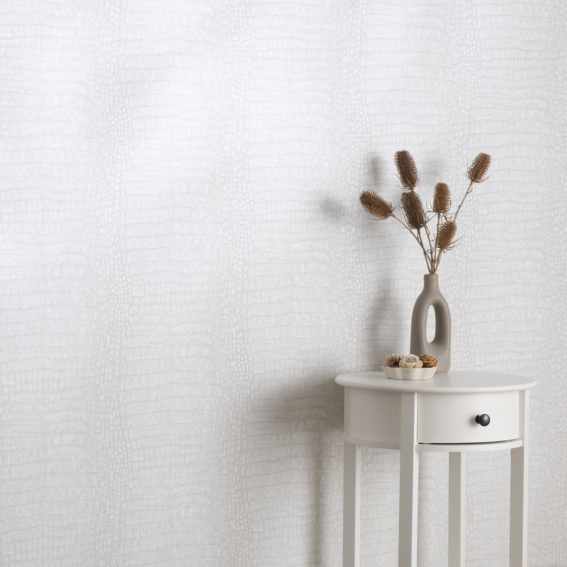 Vliesbehang in wit met krokodillenlook, discreet moderne en elegante textuur