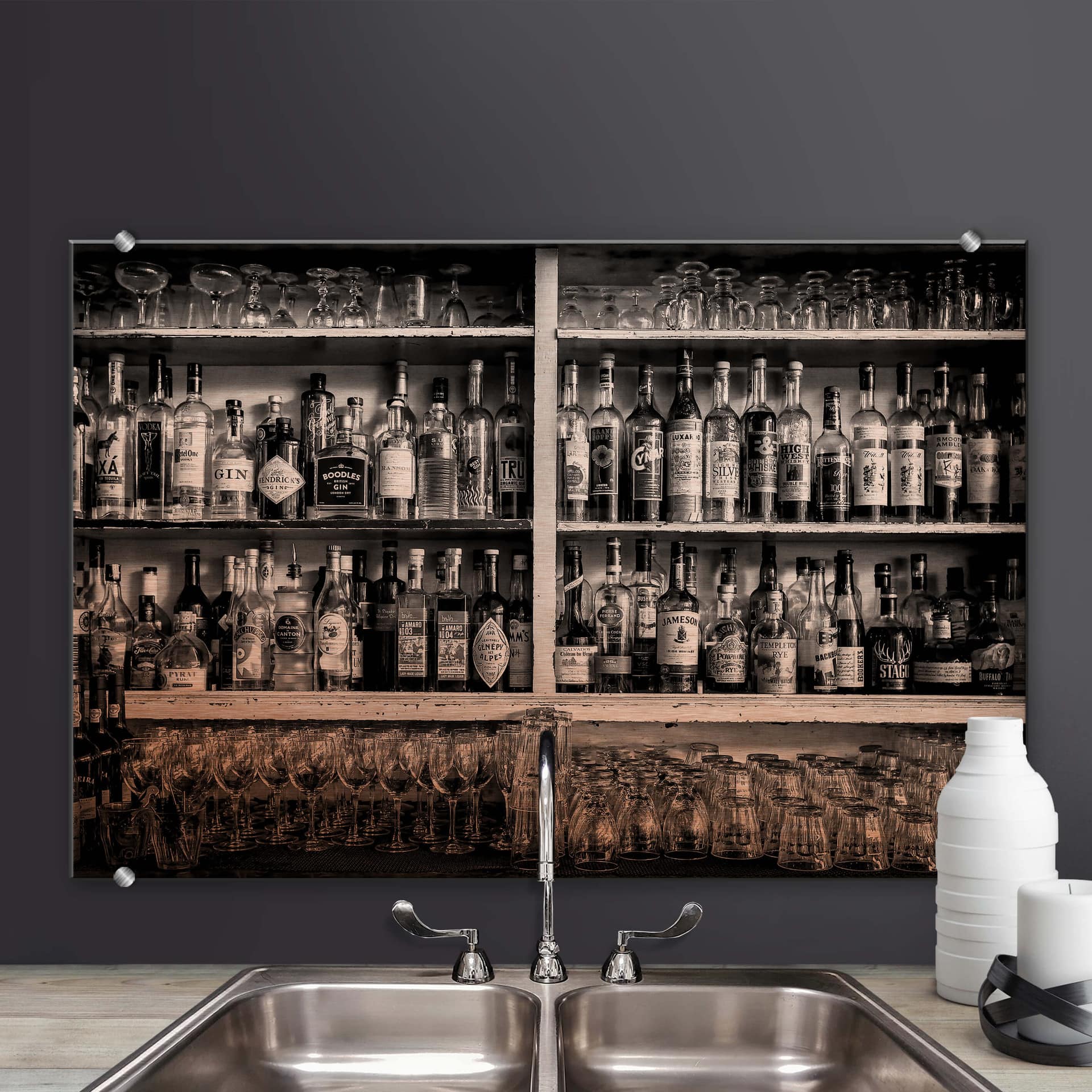 Stænkplade - Klein - The Classic Bar