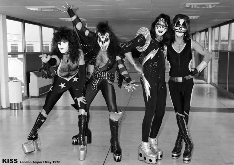 Poster Kiss- London Airport, May 1975, Plakat (84 x 59,4 cm)
