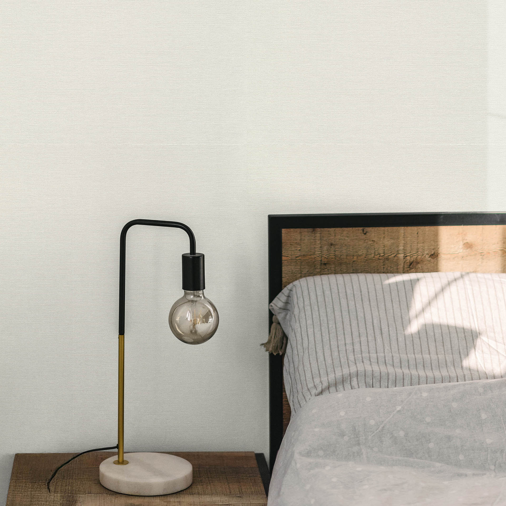 Guido Maria Kretschmer unit behang Echo & Soft Loom Fashion for Walls 5 ecru