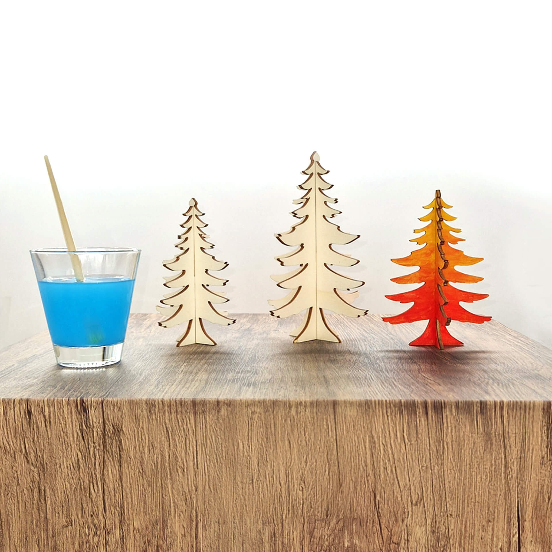 Weihnachtsdeko aus Holz - Tannenbaum zum Hinstellen - Weihnachtsbaum