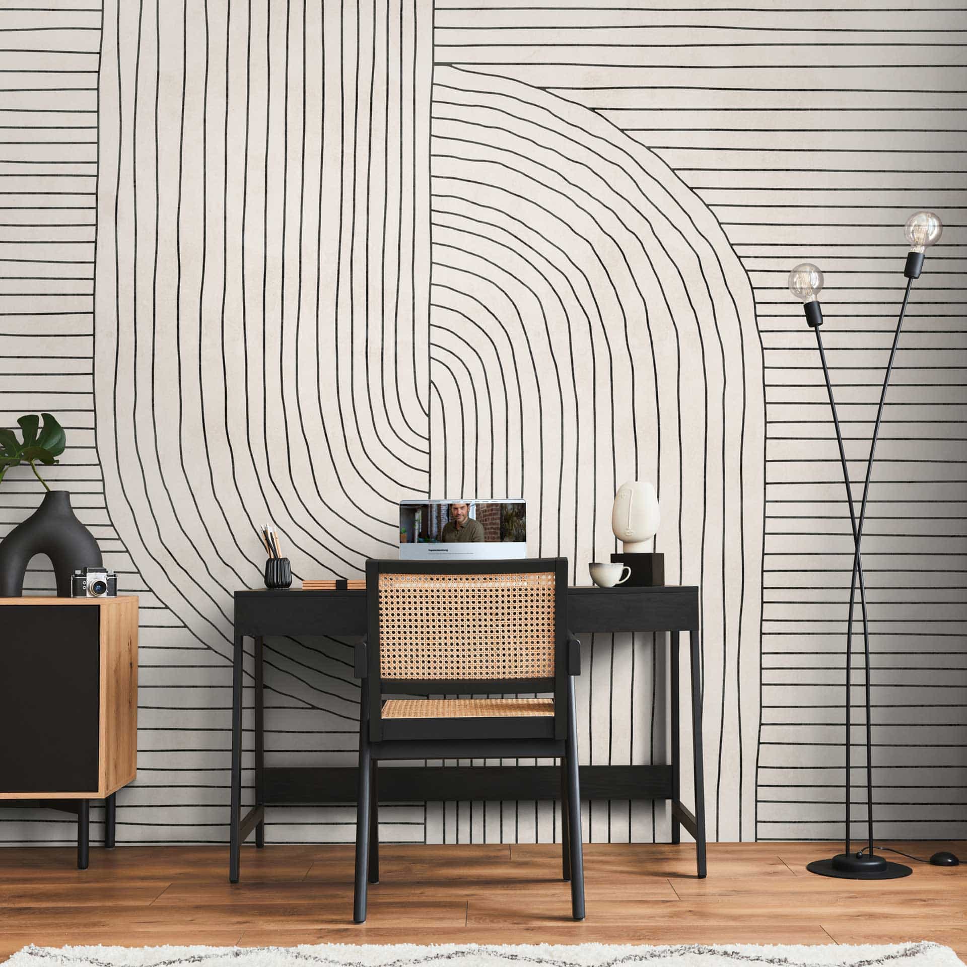Modern Beige Zwart - vliesbehang met lijnenpatroon voor woonkamer & kantoor