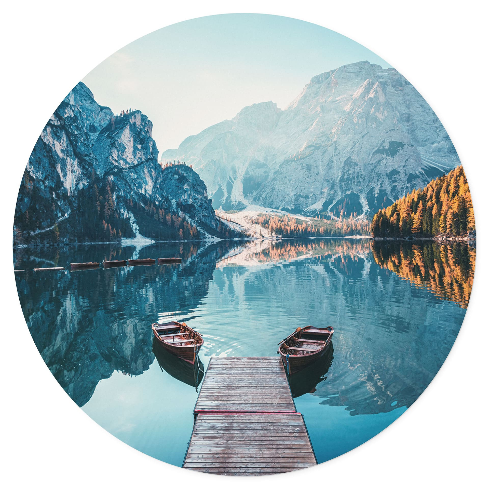 Naklejka na ścianę drewnianej kładki nad jeziorem Braies w Dolomitach - okrągła