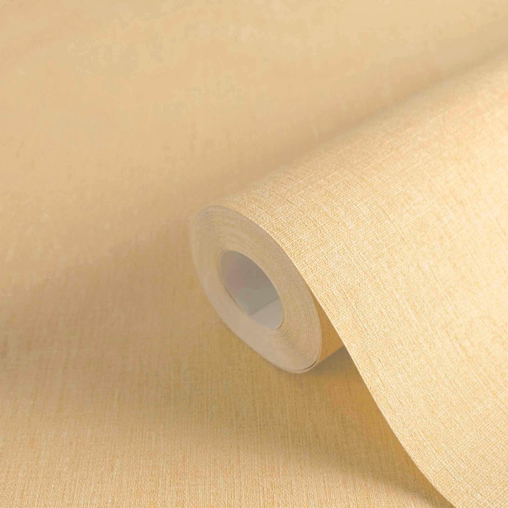 Vliesbehang in linnenlook crème - effen behang voor elegante interieurs