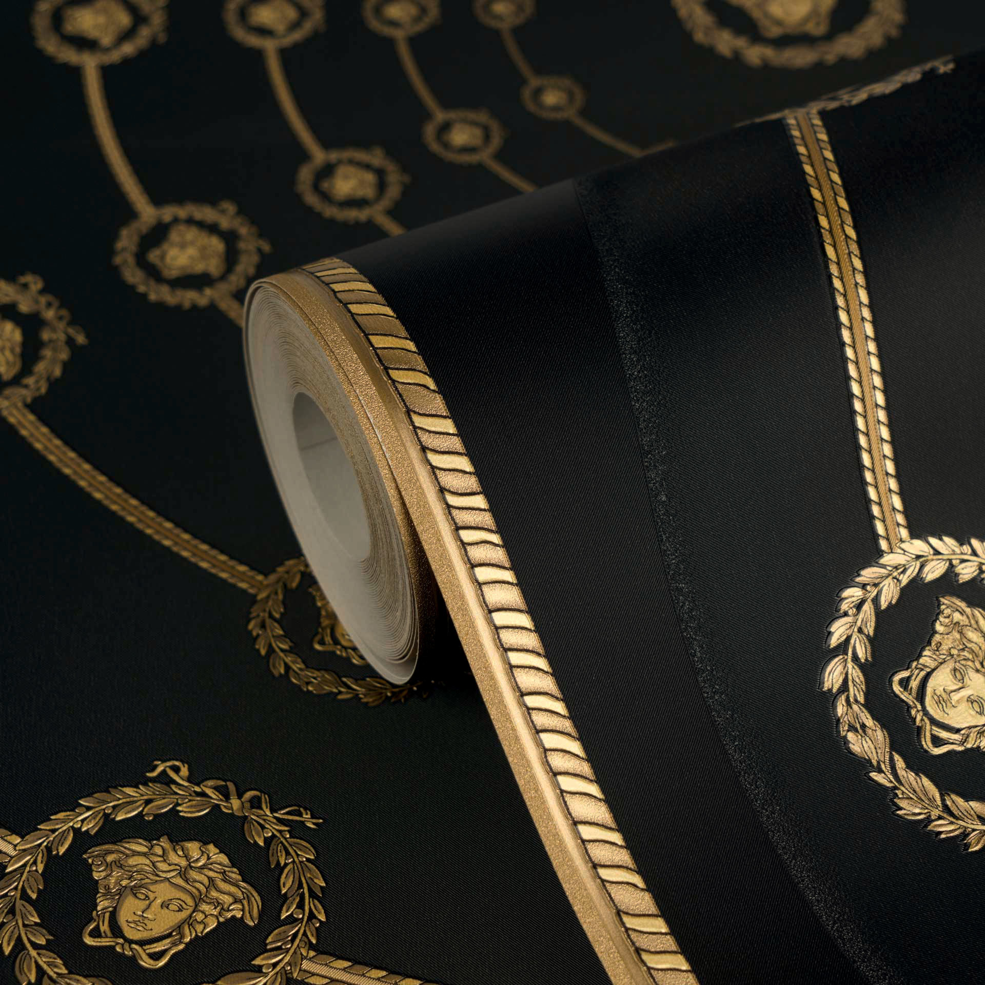 Versace Vliesbehang I Love Baroque Medusa Circles Zwart Goud luxe