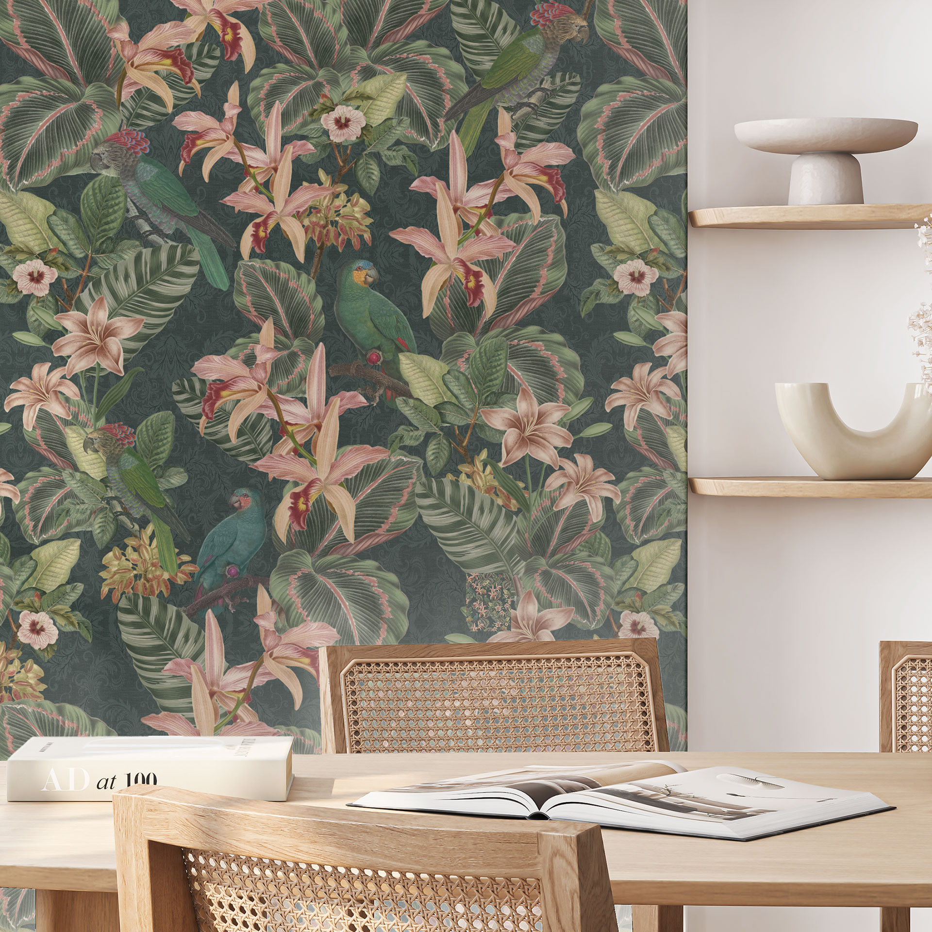 Patroonbehang met papegaaien nachtgroen - Bloomery Decor