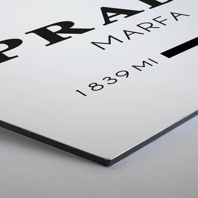 Hexagon - Alu-Dibond - Kvilis - Prada Marfa