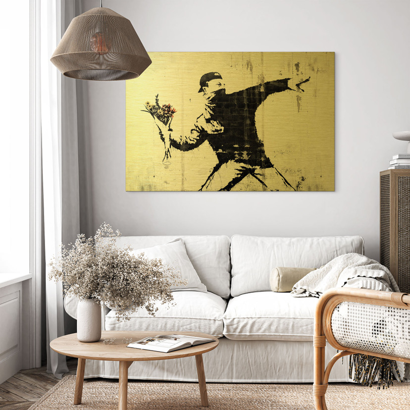 Alu-Dibond brossé avec Effet Doré, Argenté & Cuivré - Le lanceur de fleurs - Banksy