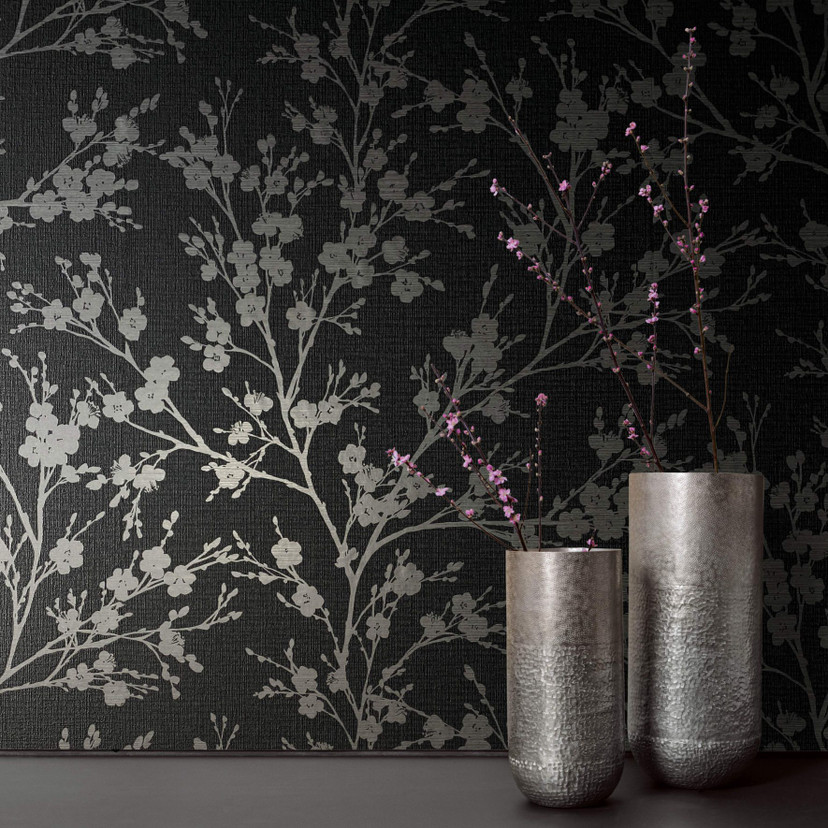 Blomstertapet, non-woven Novamur Yvi sort, sølv