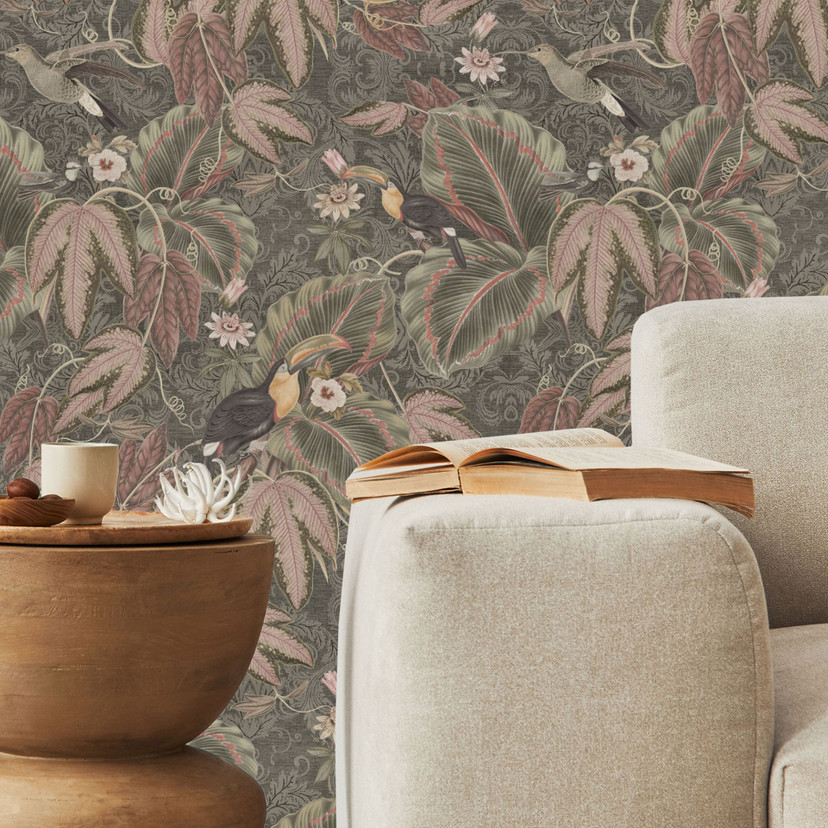 Tapet med mønster i junglen, tukan i tropisk skov - Bloomery Decor